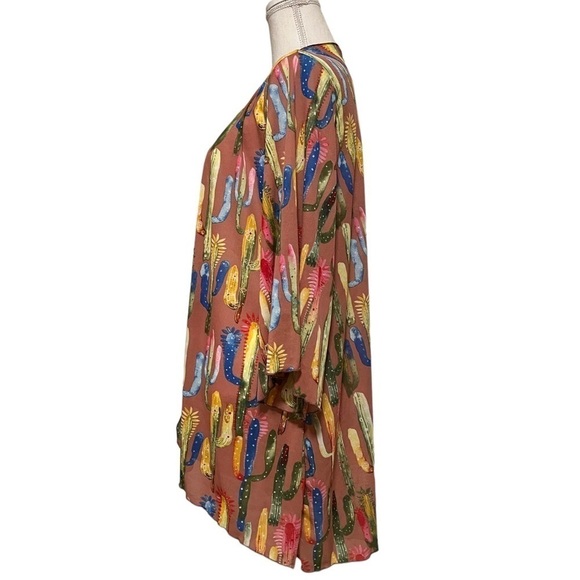 L & B LUCKY & BLESSED COLORFUL CACTUS SHEER KIMONO SIZE MEDIUM - Picture 2 of 9